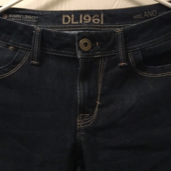DL1961 Jeans sz 28 - Picture 4 of 4